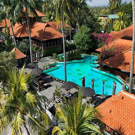 Nugraha Lovina Seaview Resort & Spa Екстериор снимка