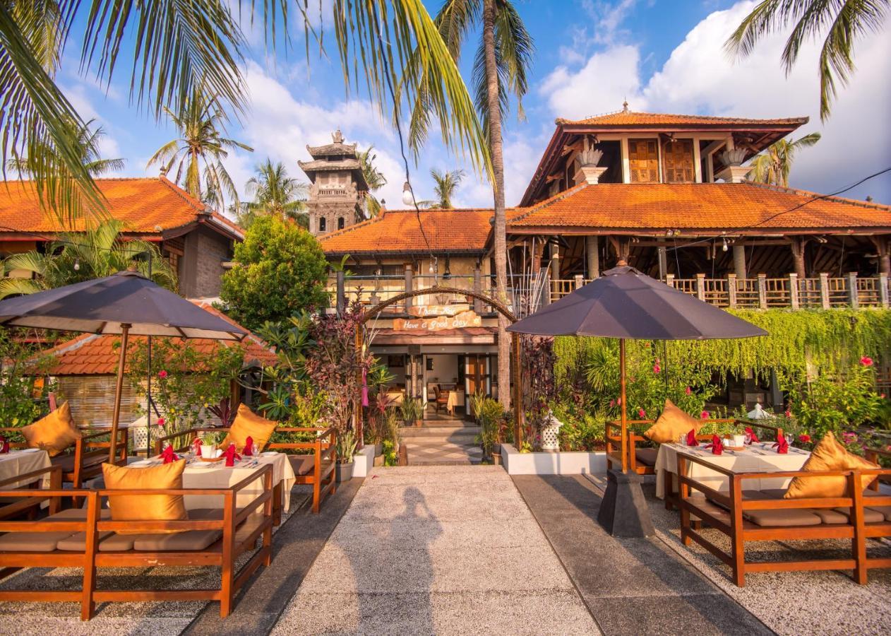 Nugraha Lovina Seaview Resort & Spa Екстериор снимка