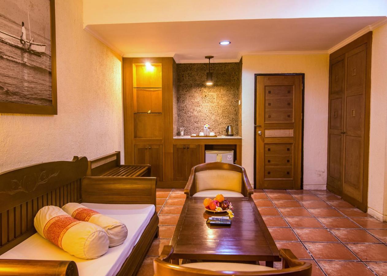 Nugraha Lovina Seaview Resort & Spa Екстериор снимка
