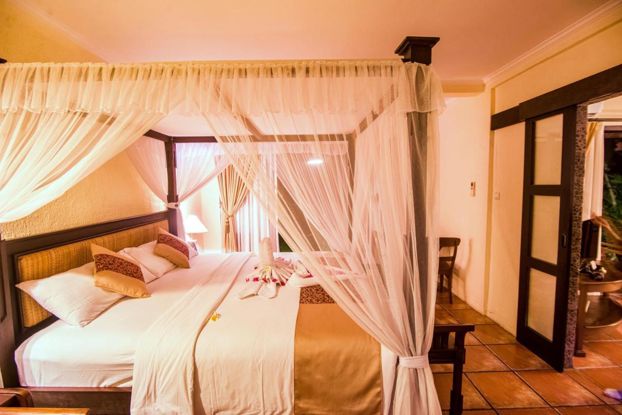 Nugraha Lovina Seaview Resort & Spa Екстериор снимка