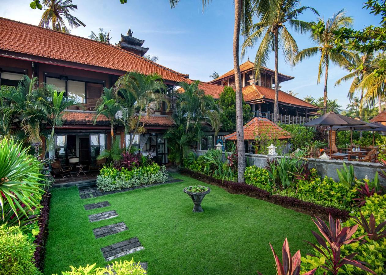 Nugraha Lovina Seaview Resort & Spa Екстериор снимка