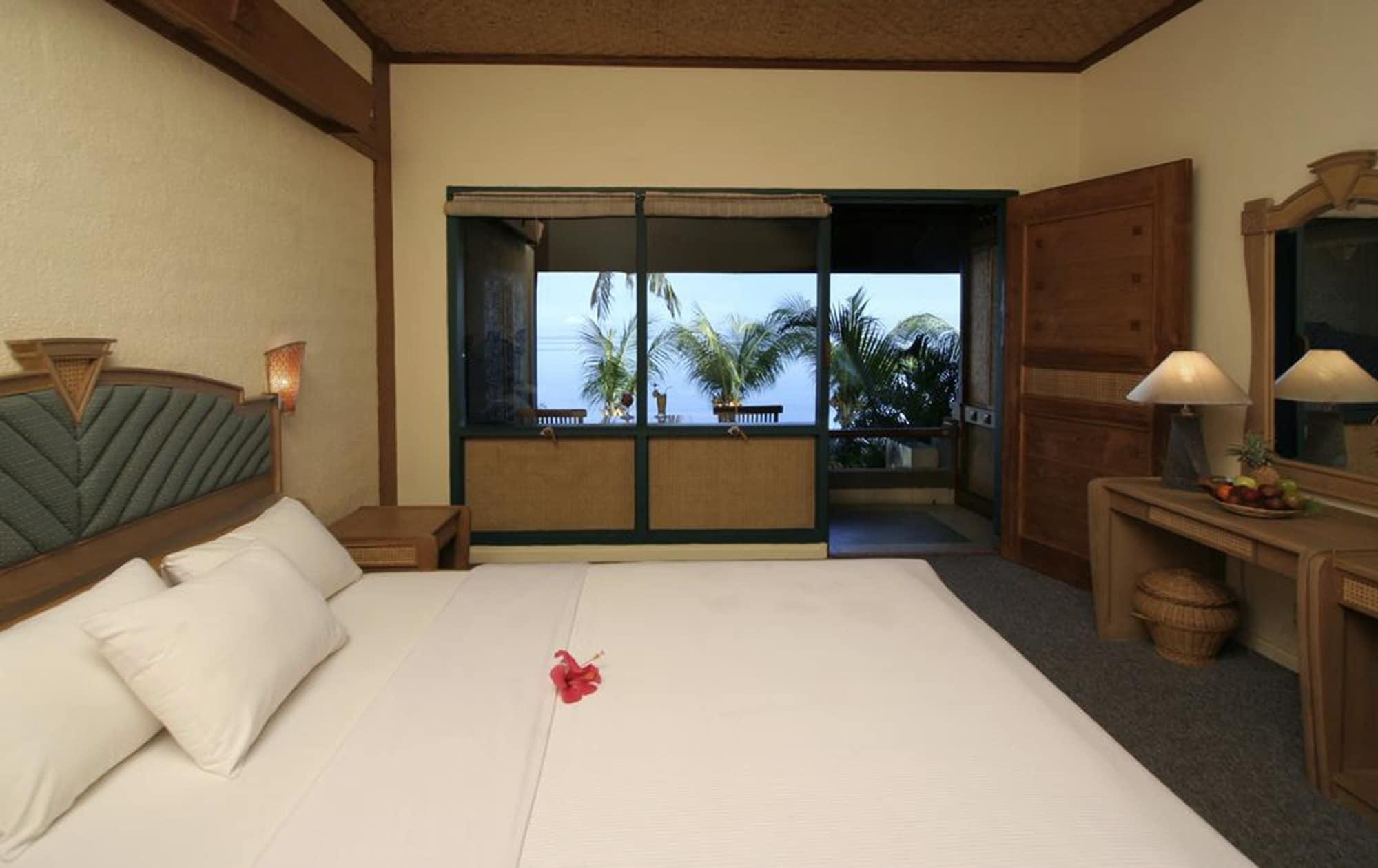 Nugraha Lovina Seaview Resort & Spa Екстериор снимка