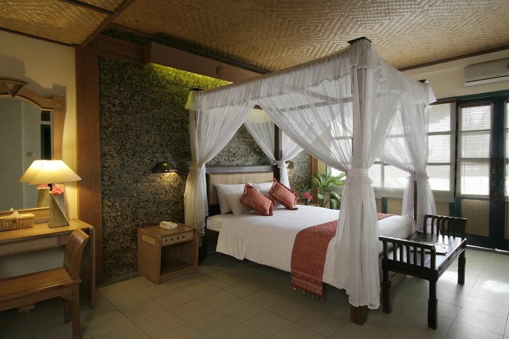 Nugraha Lovina Seaview Resort & Spa Екстериор снимка